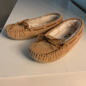 Minnetonka slip on moccasins